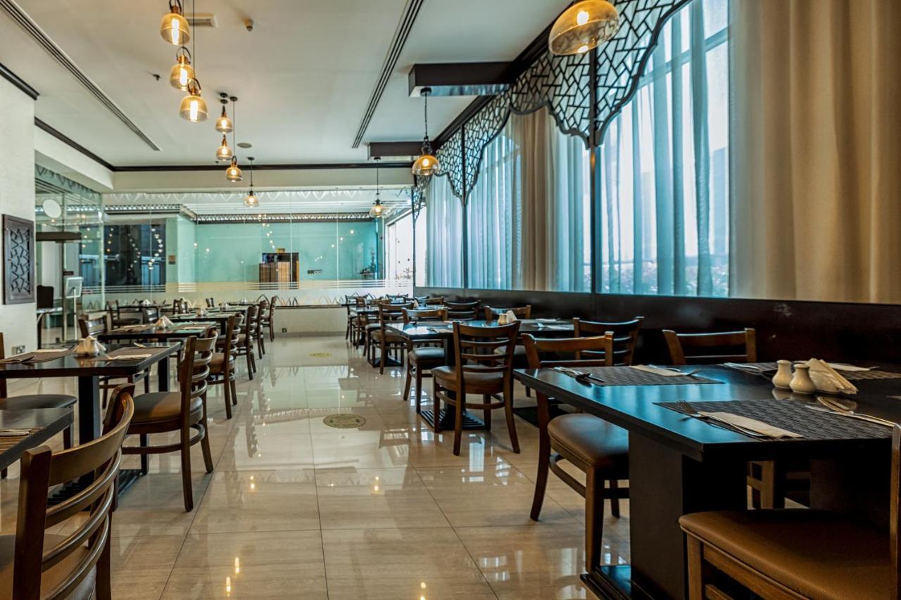 The Park Hotel Formerly Dubai Exterior photo