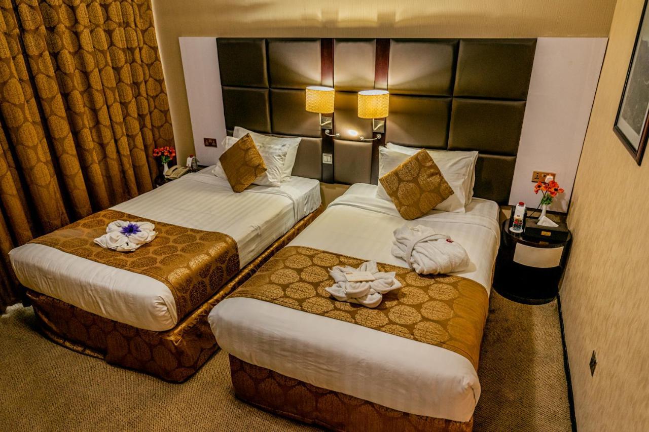 The Park Hotel Formerly Dubai Exterior photo