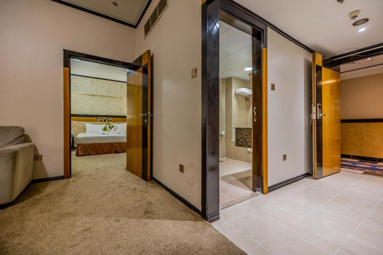 The Park Hotel Formerly Dubai Room photo