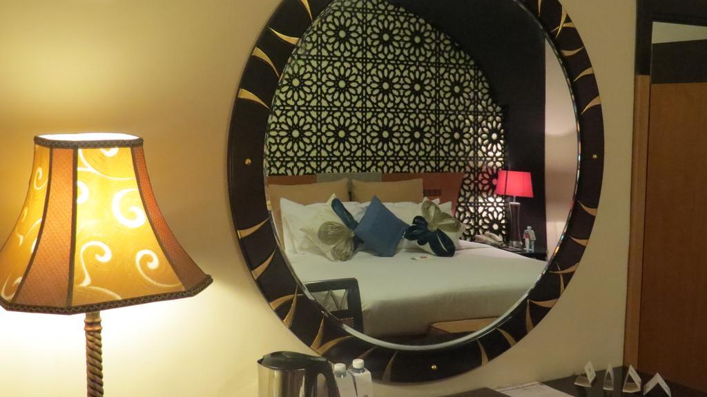 The Park Hotel Formerly Dubai Exterior photo