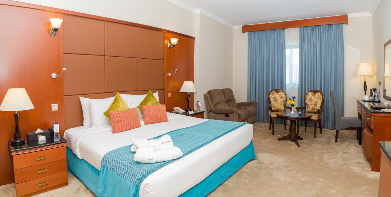 The Park Hotel Formerly Dubai Exterior photo